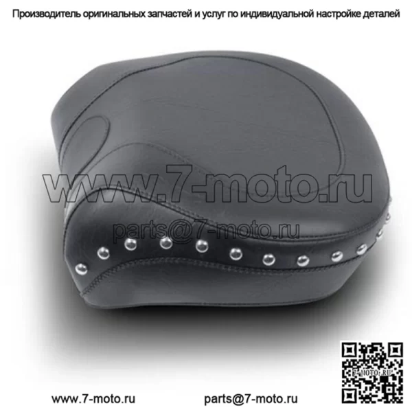 Сиденье заднего пассажира Mustang Wide Touring с хромированными шипами Harley Softail (Для: Harley-Davidson)