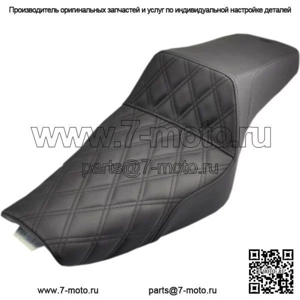 Сиденье Saddlemen Step 2, переднее сиденье с решетчатой строчкой 3.3 Tank Harley 2004+ XL Sportster (для: Harley-Davidson)