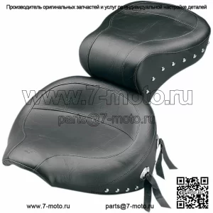 Цельное сиденье Mustang Wide Touring с хромированными шпильками 84-1999 Harley Softail (Для: Harley-Davidson)