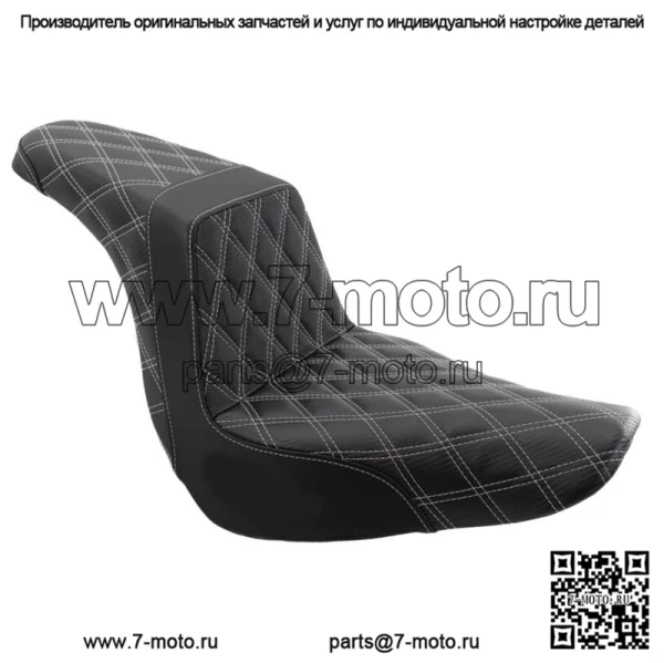 Сиденье Saddlemen Silver Step 2 Up с решетчатой ручкой Harley Softail Low Rider 18+ (Для: Harley-Davidson)