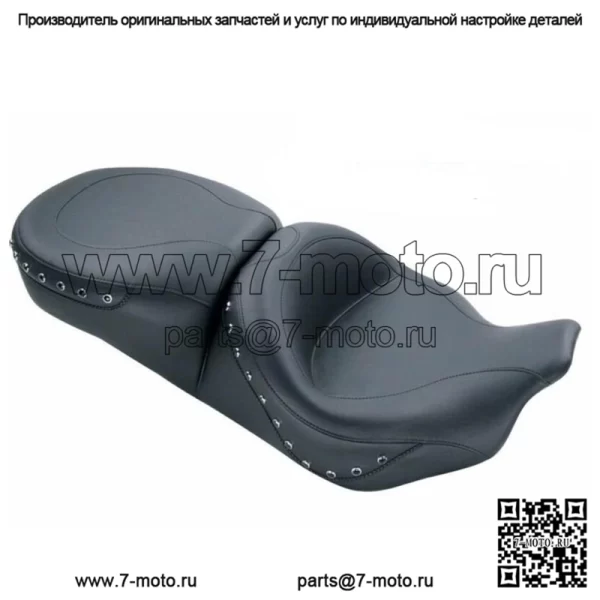 Mustang Smooth One Piece Seat Black Studs Harley Touring Bagger Dresser 08-2020 (Для: Harley-Davidson)