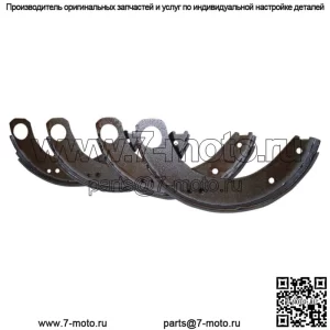 НОВЫЕ тормозные колодки (комплект из 4 шт.) для трактора Massey Ferguson 35 40 50 TO35